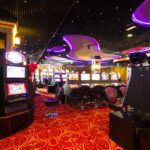 When do entry windows close in online lottery platforms?